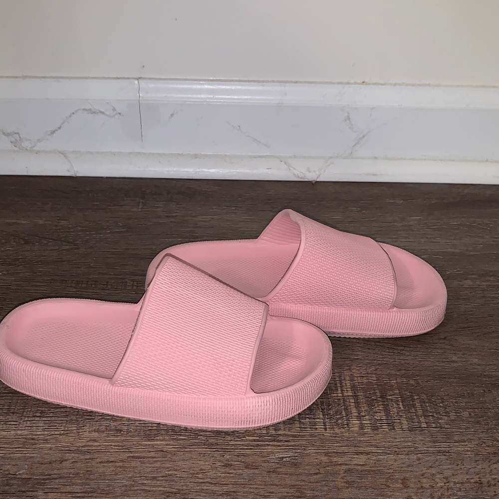 Amazon Kids Pink Slide Sandals